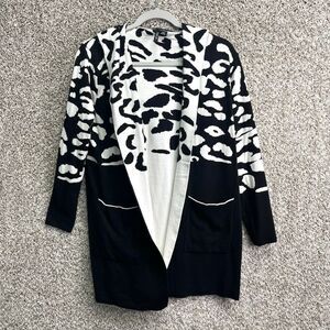 Ethyl Sweater Womens Medium Black & White Leopard Print Knit Open Front Cardigan